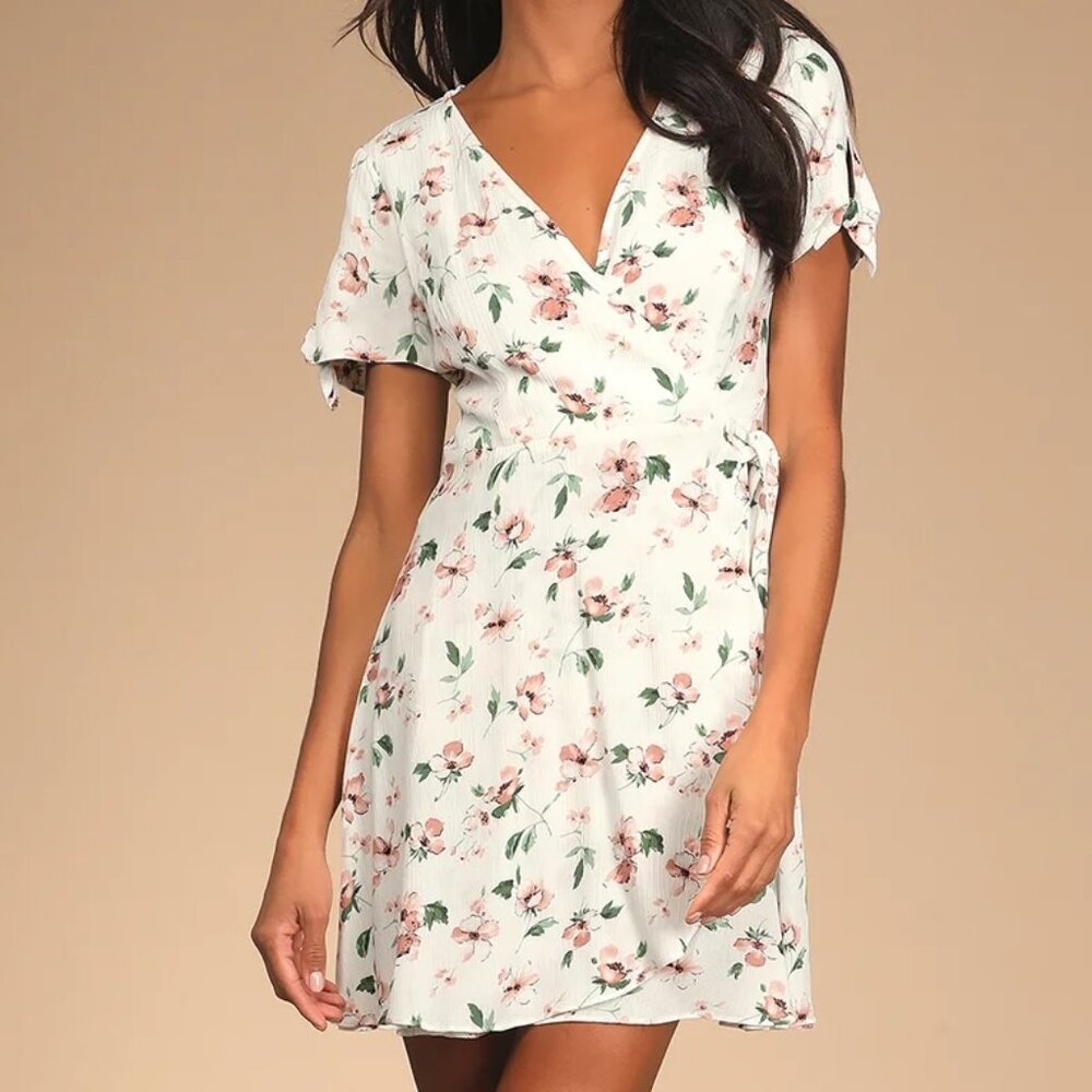 FINAL CALL! Lulus NWOT My Philosophy White Floral Print Wrap Dress Size L